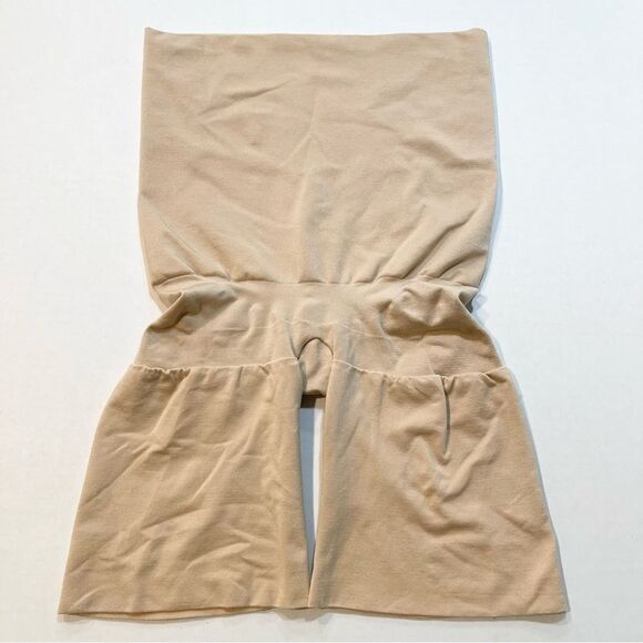Assets by Spanx High Waist Shaper Short Tan/Nude, Size XL (10126R) - Picture 1 of 7